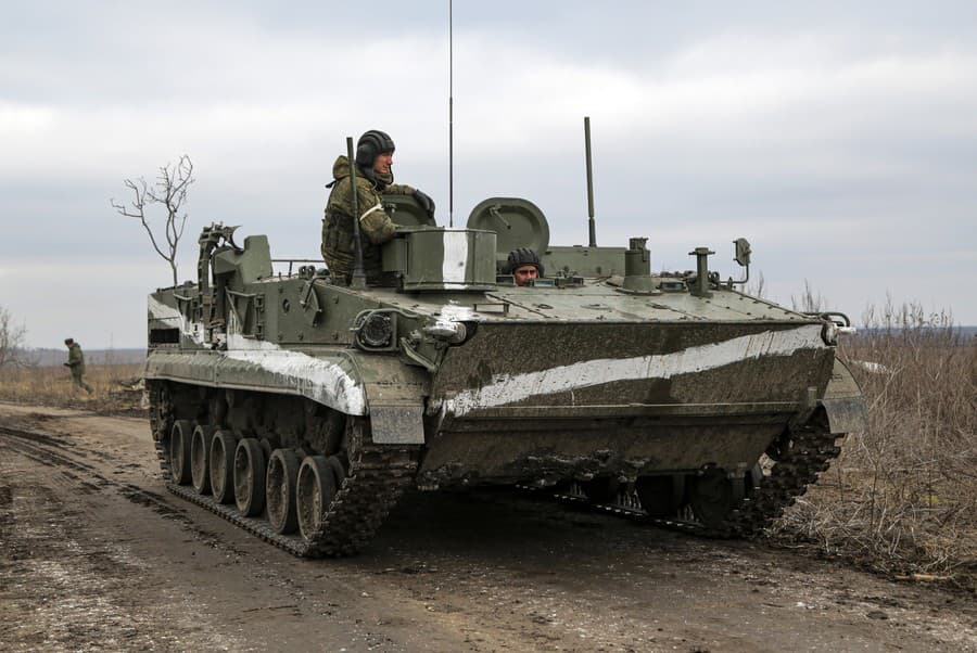 Obrnené vozidlo na východe Ukrajiny.