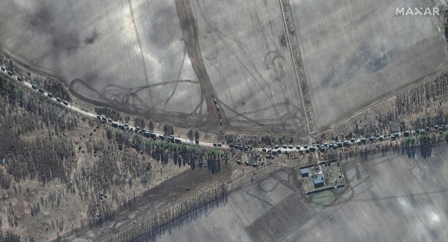 Ku Kyjevu smeruje ruský vojenský konvoj dlhý 27 kilometrov.