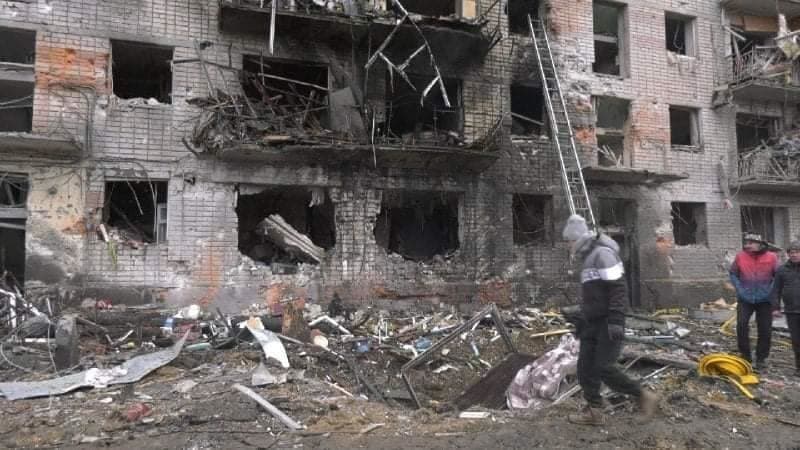 Zničené mesto Charkov po nočných ostreľovaní