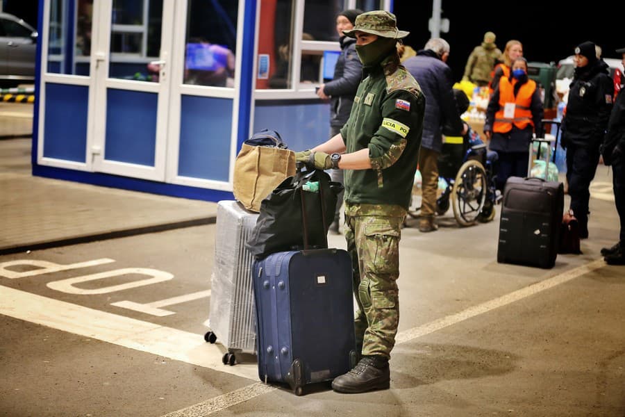 Český Senát schválil vyslanie