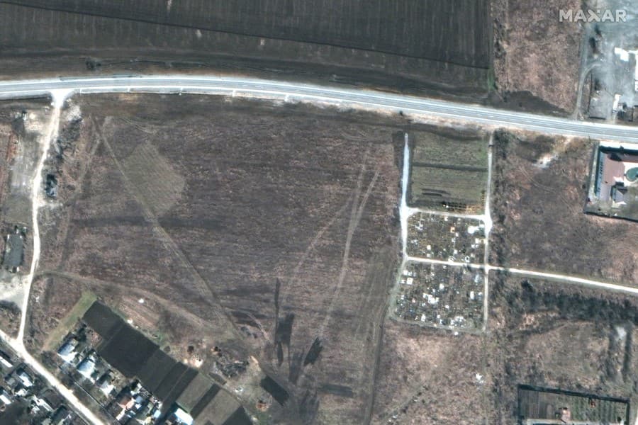 Satelitné snímky ukazujú cintorín 