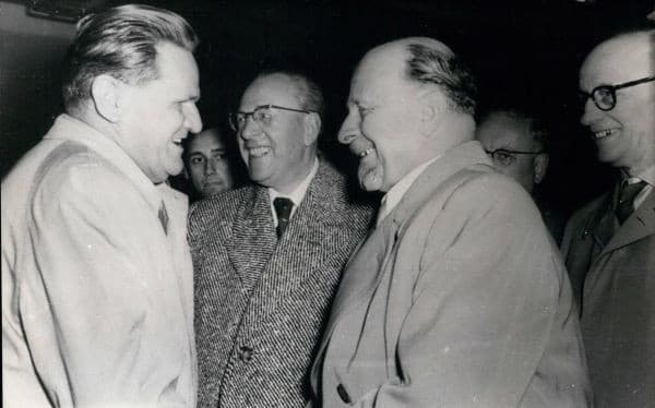Viliam Široký (vľavo) na návšteve východného Berlína v roku 1957