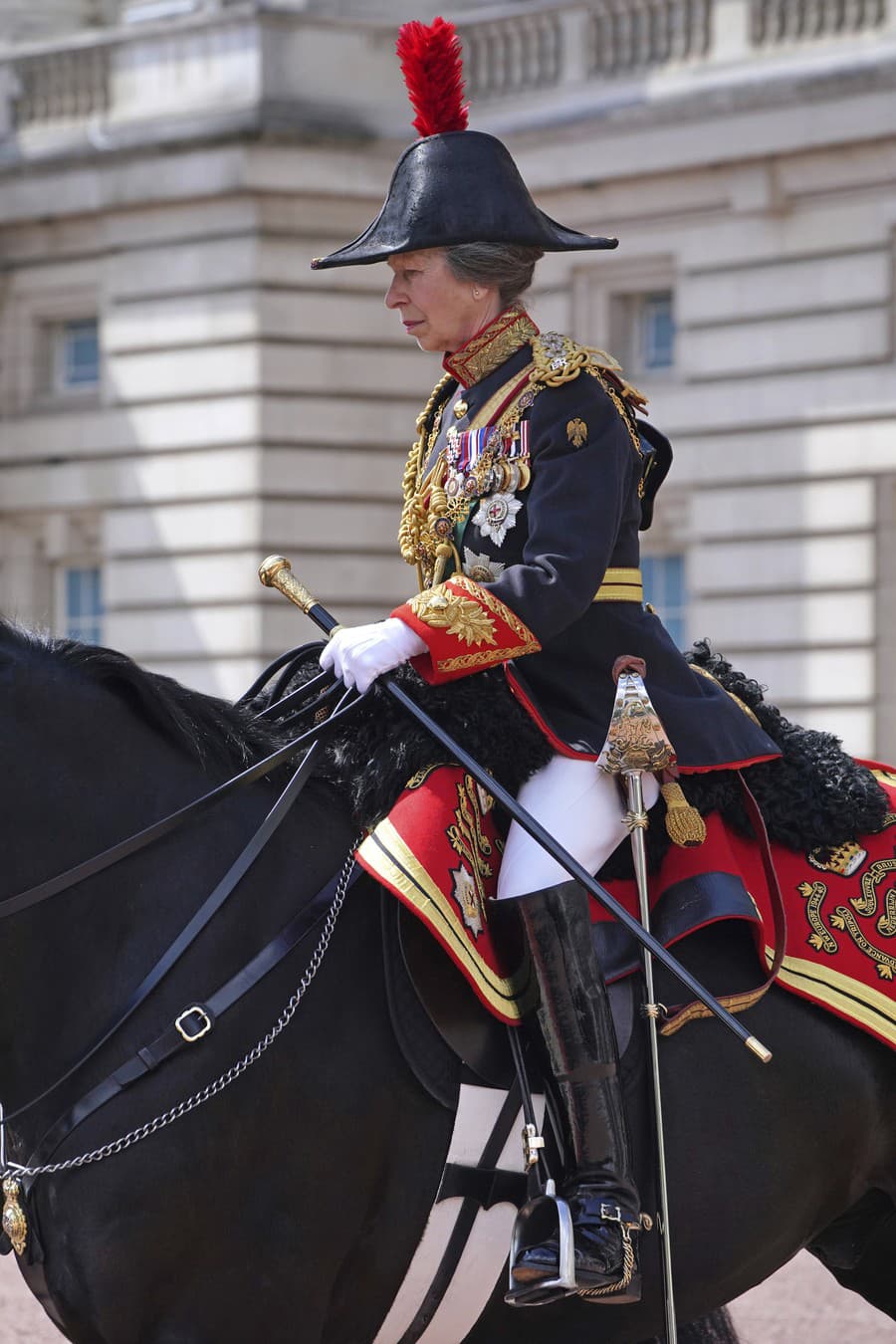 Princezná Anna počas Trooping the Colour.