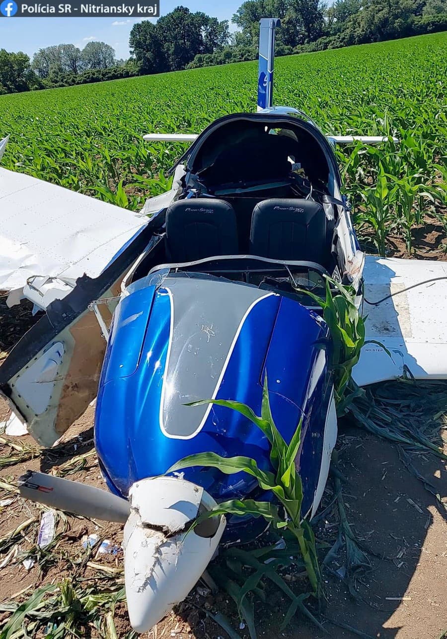 Pád malého lietadla v nedeľu 12. júna 2022 v okrese Nové Zámky v lokalite Nový Gúg si vyžiadal jednu obeť