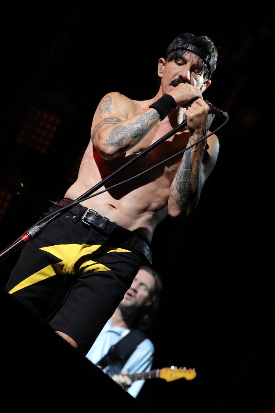 POPLACH na koncerte Red Hot Chili Peppers v Bratislave BESNÝ FANÚŠIK... Musela zasahovať