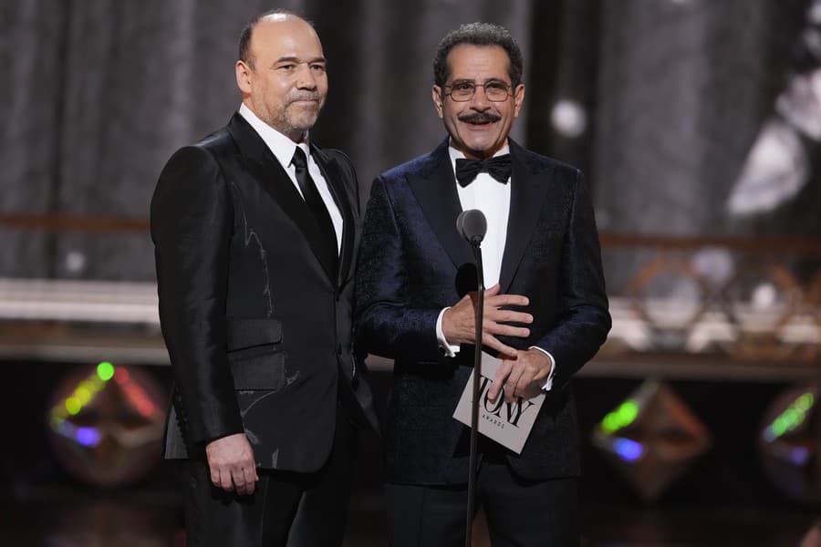 Danny Burstein s Tony Shalhoub