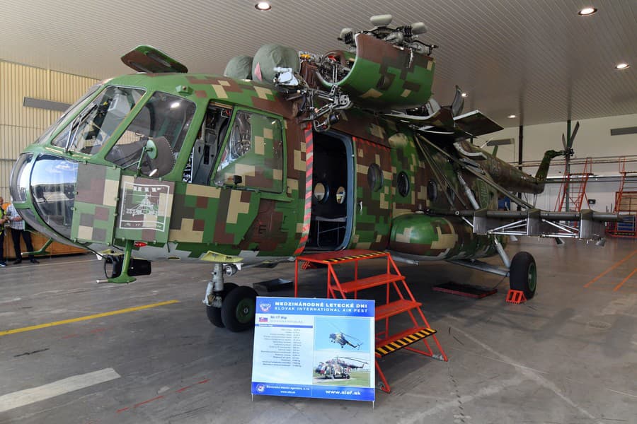 Vrtuľník Mi-17