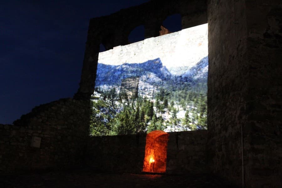 Videomapping na hradných múroch