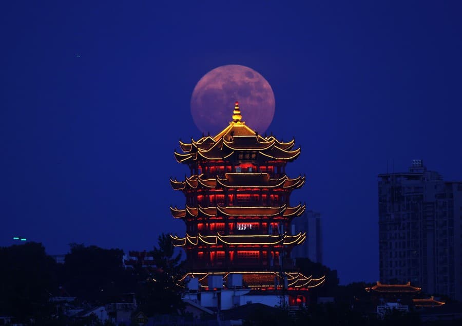 Superspln Mesiaca v čínskom Wu-chane