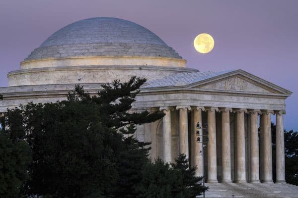 Jeffersonov pamätník vo Washingtone