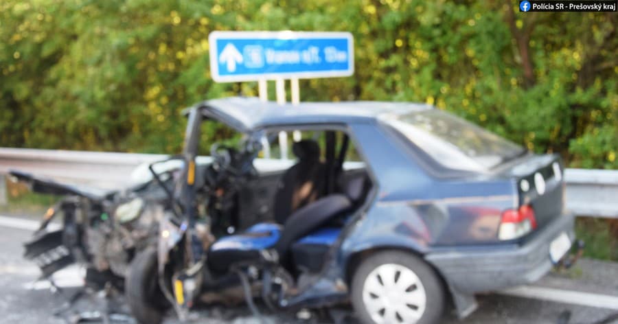 Pri zrážke dvoch áut vo Vranovskom okrese sa zranilo sedem ľudí