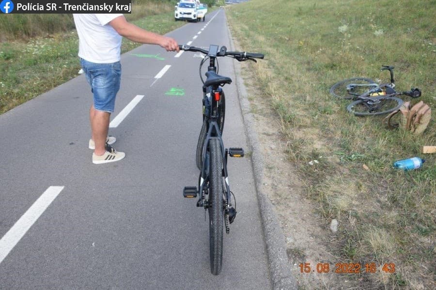 Po zrážke dvoch bicyklov v Trenčíne utrpela cyklistka ťažké zranenie
