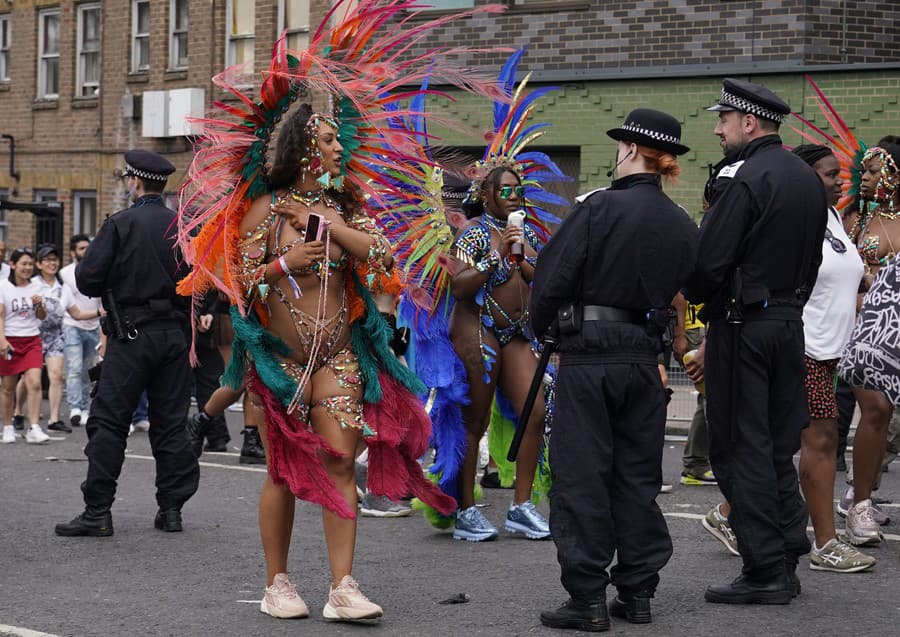 Na londýnskom karnevale zatkli