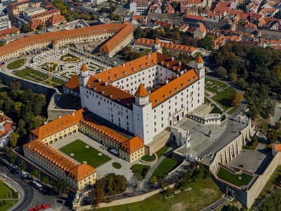 Smutný príbeh Bratislavského hradu: