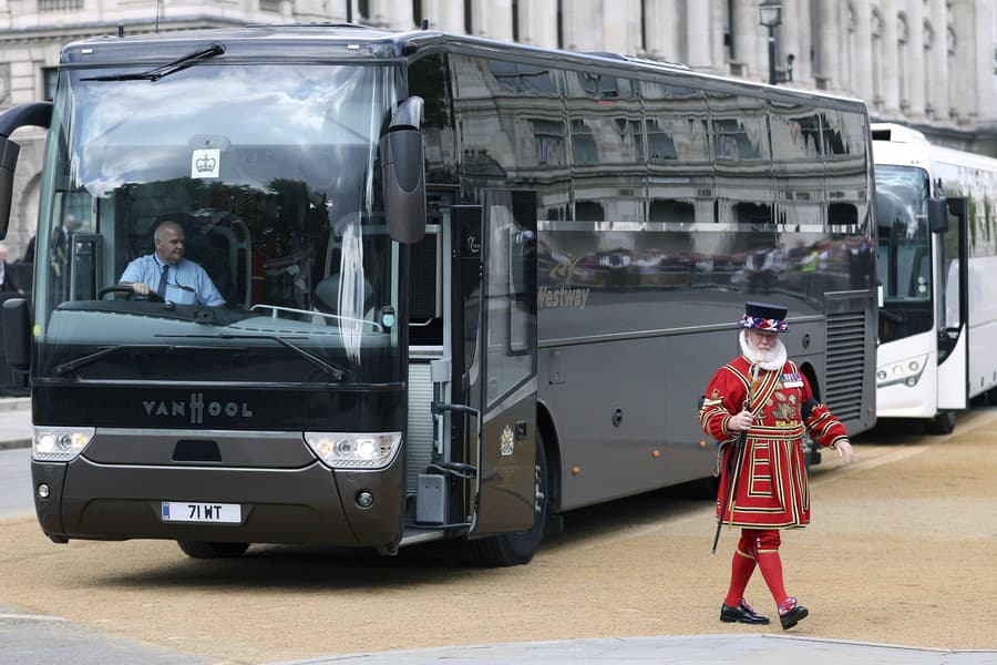 Londýn sa pripravuje na smútočný sprievod na počesť kráľovnej Alžbety II.
