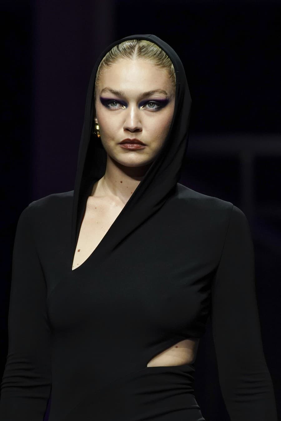 Gigi Hadid na módnej šou značky Versace.