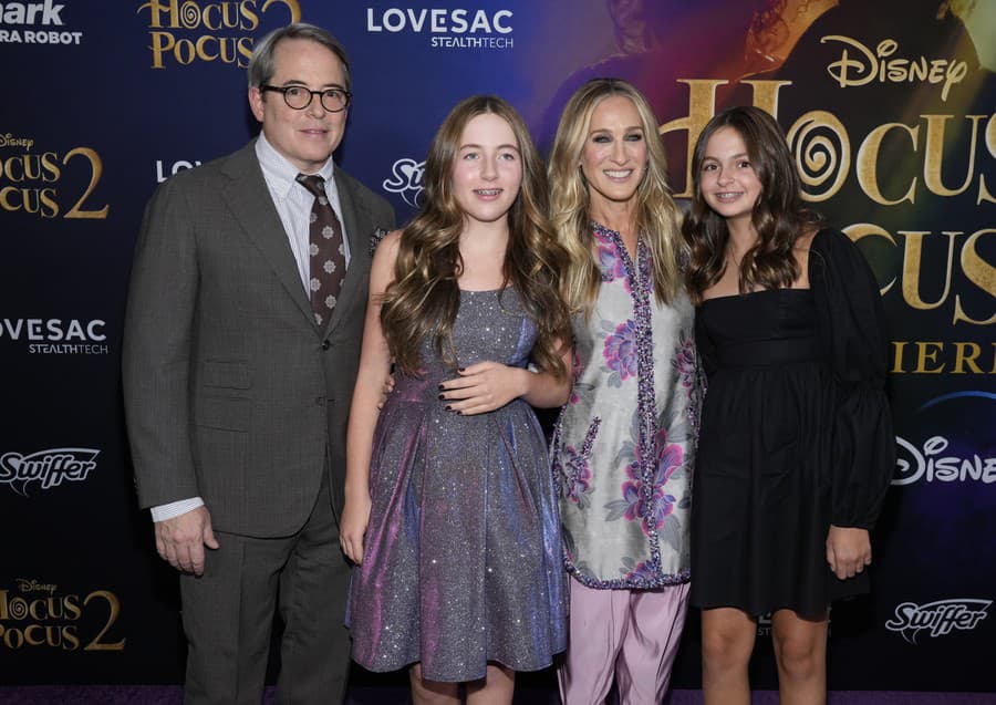 Sarah Jessica Parker s manželom a dcérami. 