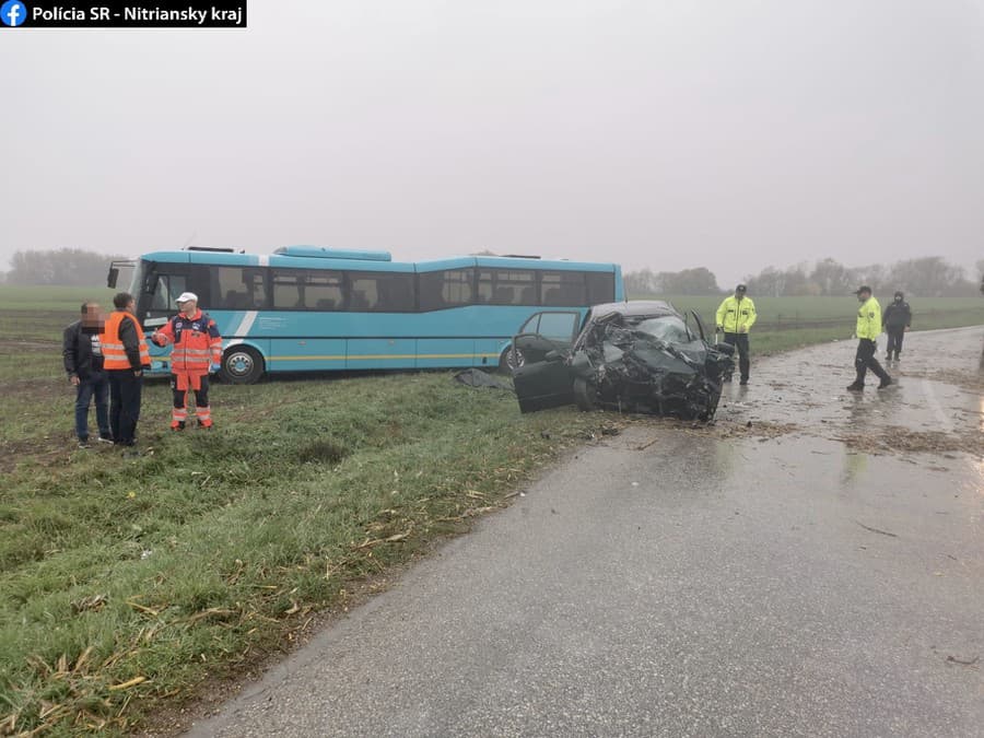 AKTUÁLNE Vážna nehoda autobusu,