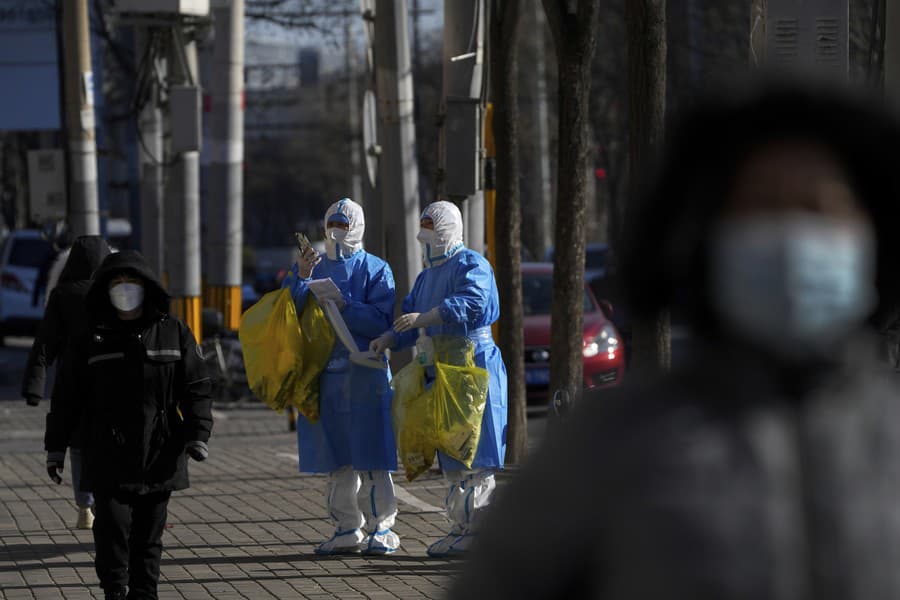 Viac čínskych miest zmiernilo protipandemické obmedzenia