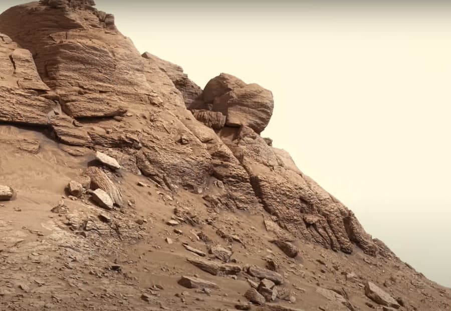 FOTO z Marsu zmiatla