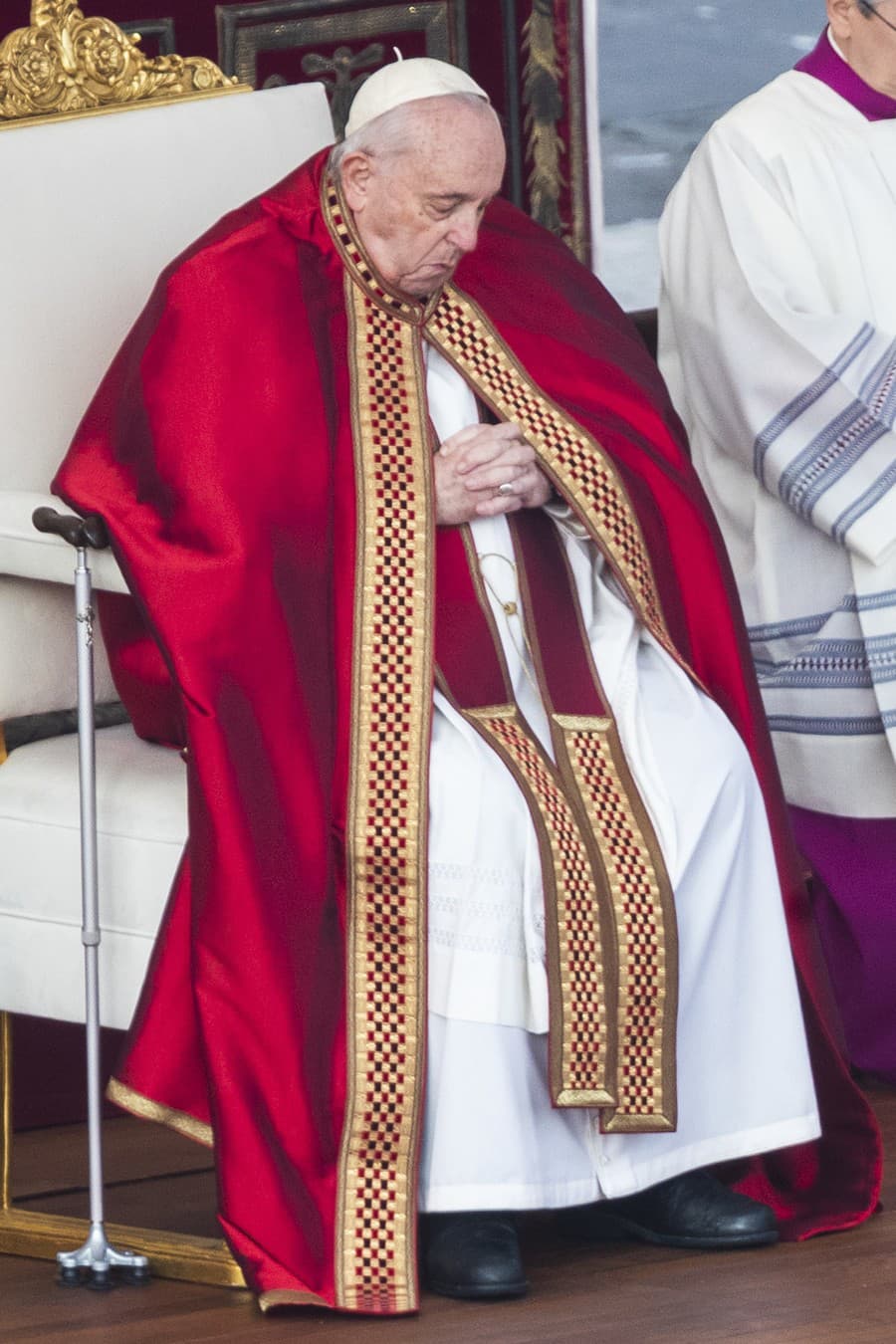 Pápež František na zádušnej omši