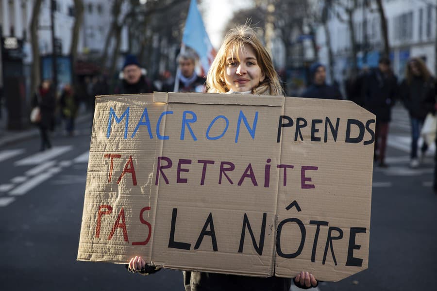 Protest v Paríži proti dôchodkovej reforme