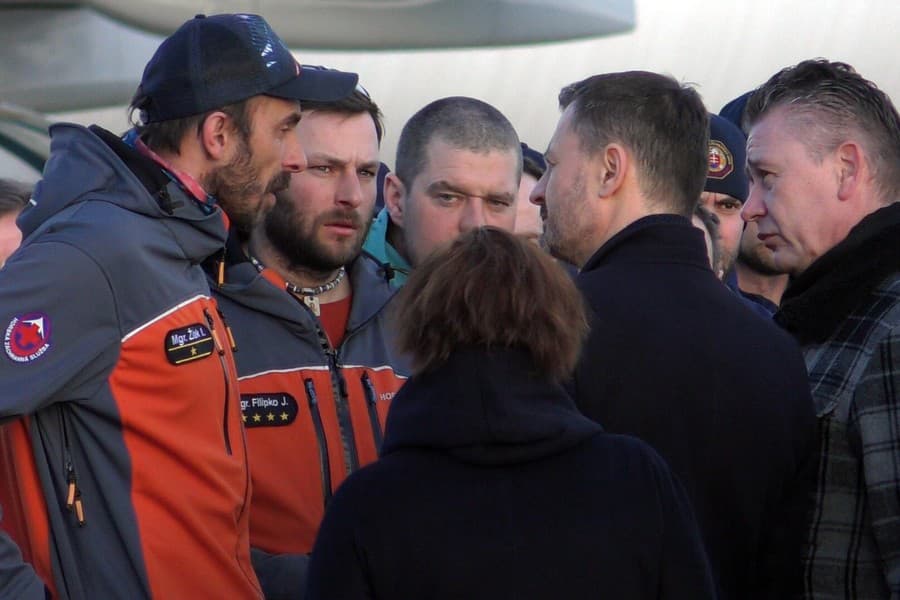 Slovenskí záchranári sa vrátili z Turecka.