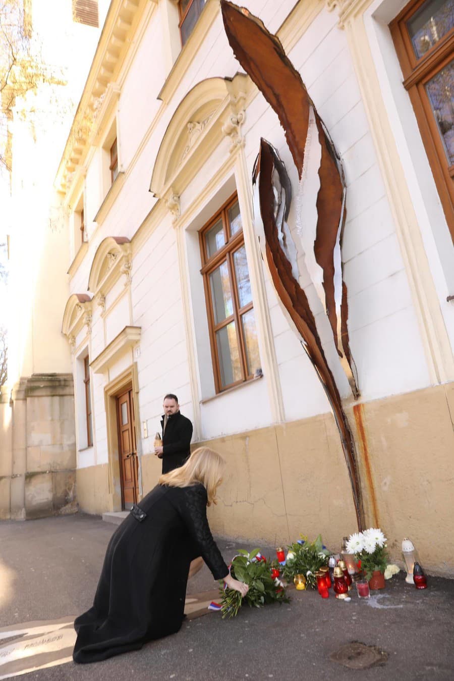 Prezidentka Zuzana Čaputová si pripomína piate výročie vraždy investigatívneho novinára Jána Kuciaka.