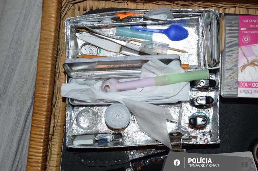 Polícia odhalila päticu drogových dílerov z okresov Galanta a Dunajská Streda
