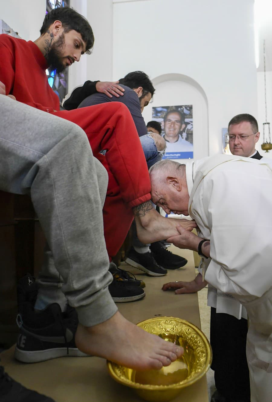 Pápež František celebroval omšu v zariadení pre mladistvých