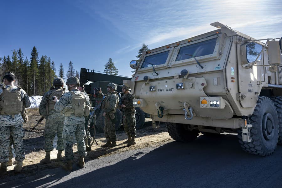 Vo Švédsku odštartovali najväčšie vojenské cvičenia za vyše 25 rokov