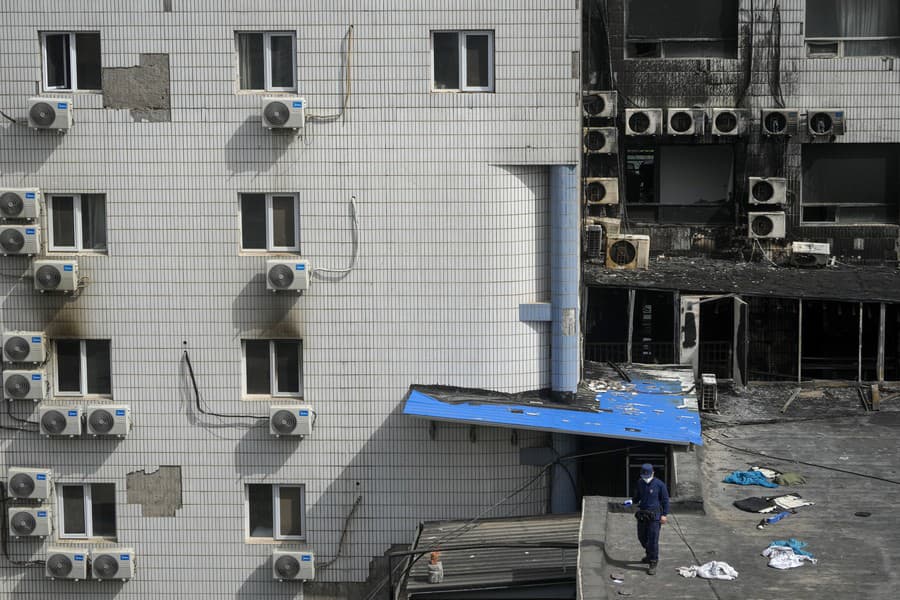 V jednej z nemocníc v Pekingu vypukol v utorok požiar