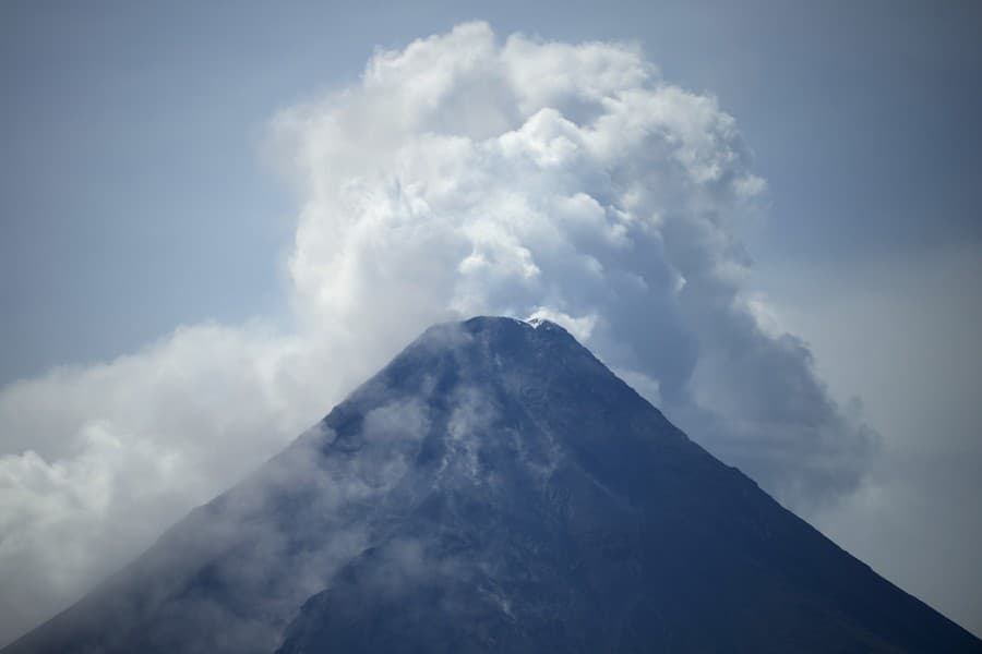 Pre výbuch sopky Mayon