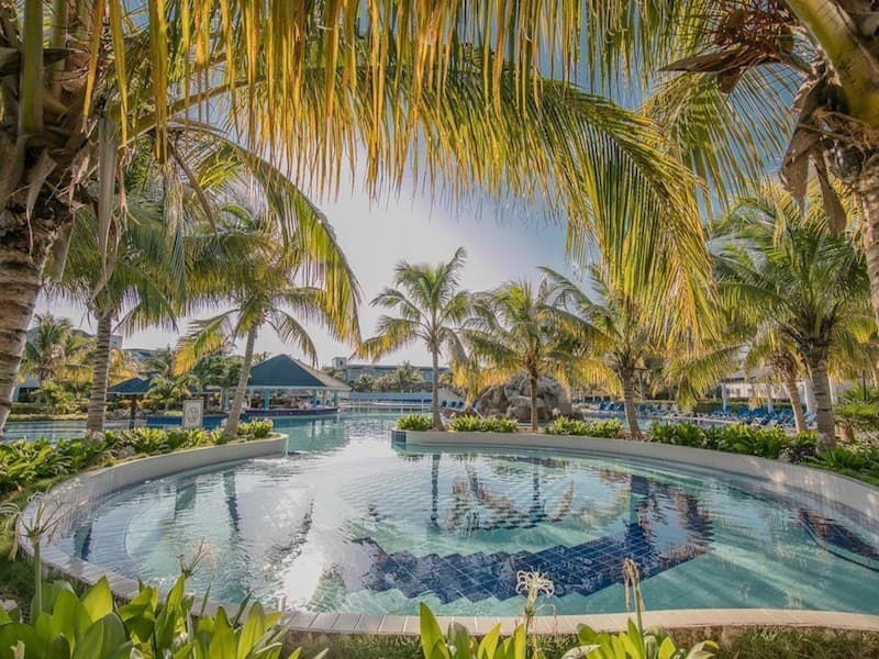 Bazén hotela Starfish Cayo Santa Maria na Kube.