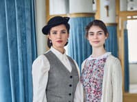 Sarah Arató ako lekárka Šarlota v seriáli Dunaj k vašim službám