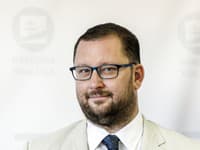 Zmena v boji o kreslo primátora Bratislavy: Heredoš utrpel srdcovú príhodu, z kandidatúry odstupuje