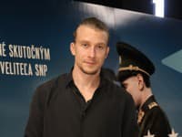 Juraj Bača na premiére filmu Generál Golian