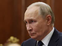 Ukončenie vojny na Ukrajine: Putin obviňuje Západ z izolácie a tvrdí, že Rusko chce mier
