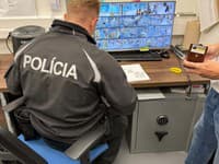 Polícia vykonáva kontrolu maloobchodných prevádzok