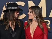 Elizabeth Hurley a Billy Ray Cyrus