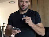 Filipovi Sulíkovi robí radosť ponižovanie iných ľudí.