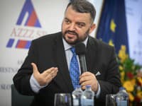 Eduard Chmelár
