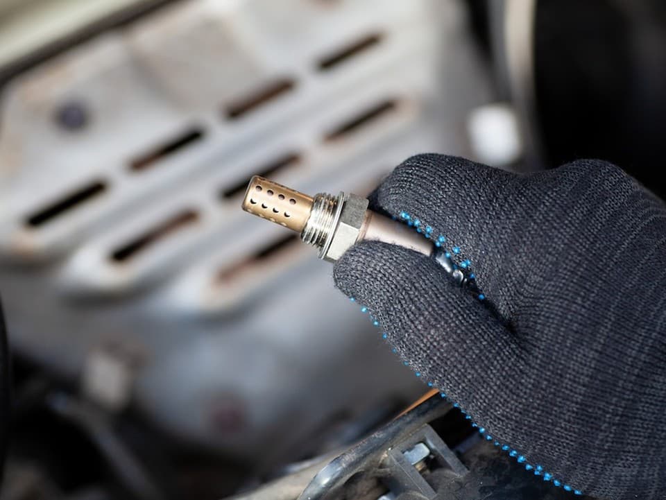 Svietiaca kontrolka motora: Čo