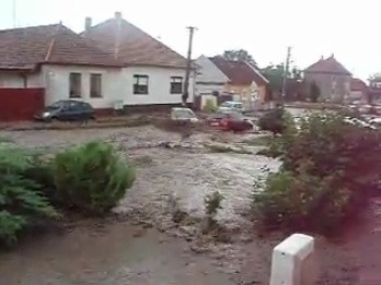 Záplavy v Doľanoch Záplavy v Doľanoch