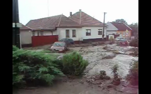 Záplavy v Doľanoch Záplavy v Doľanoch