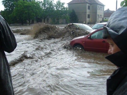 Záplavy v Doľanoch (fototip: Záplavy v Doľanoch (fototip: