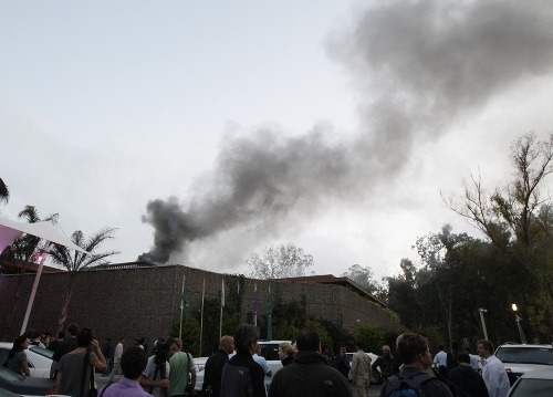 Výbuch zaznel aj neďaleko hotela