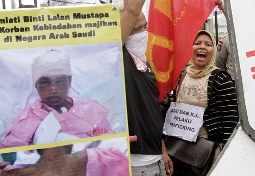 November 2010: Proti násiliu na slúžkach protestovali ženy v Jakarte
