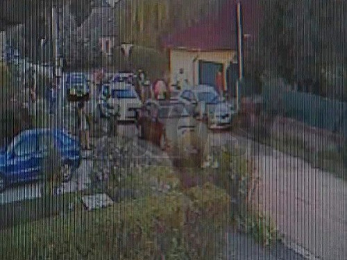 Mladíci surovo zbili dvoch mužov