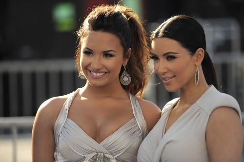 Demi Lovato a Kim Kardashian